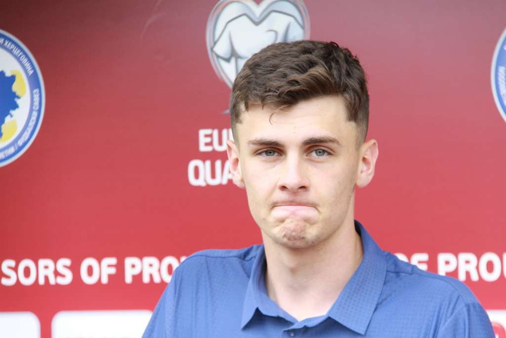 Tahirović na izlaznim vratima Ajaxa, vraćen u mladi tim