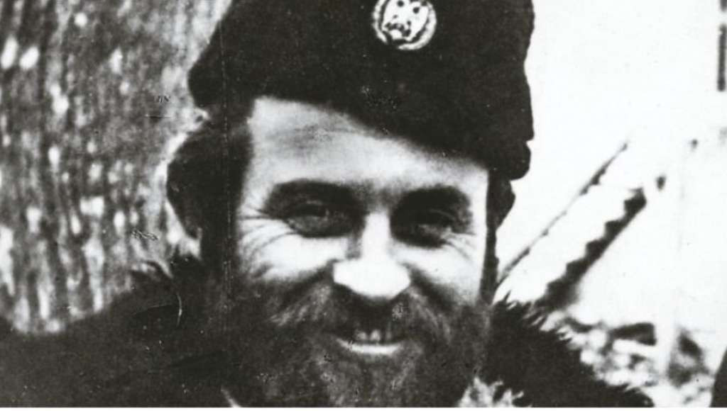 Crna Gora: Uručen zahtjev za oduzimanje spomenika Đurišiću, policija ga još traži