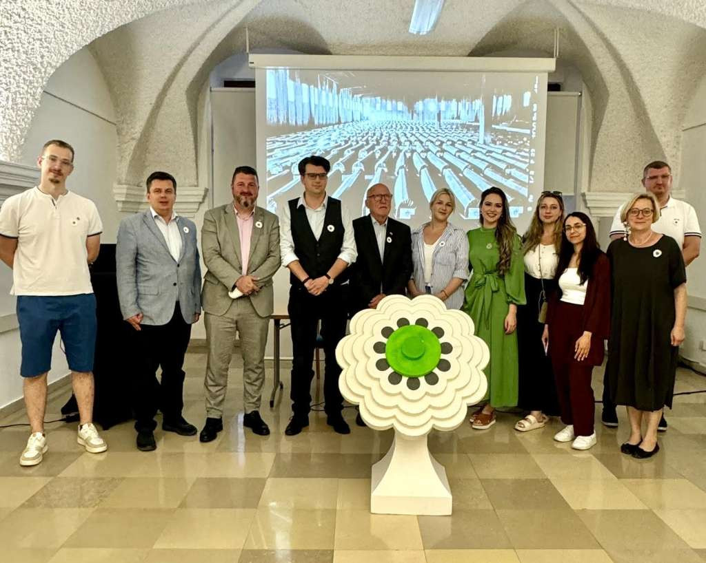 Izložba i tribina 'Svijet pamti Srebrenicu - Lekcije iz genocida u Evropi' u Austriji