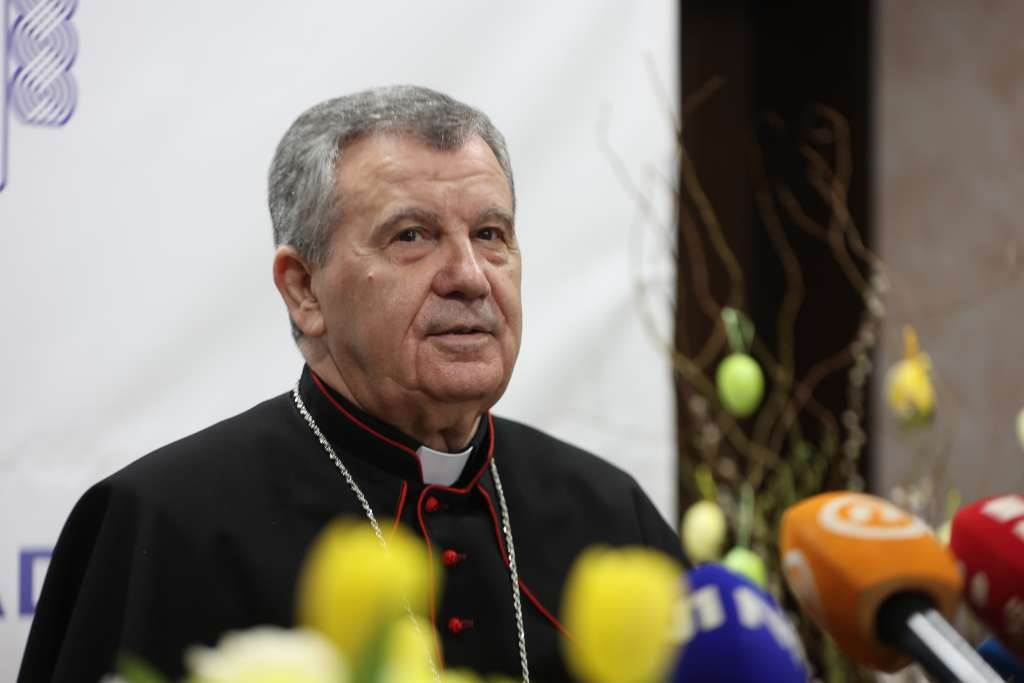 Biskupi BKBiH: Uskrsli Krist poziva da budemo nositelji njegova mira i svjedoci nade