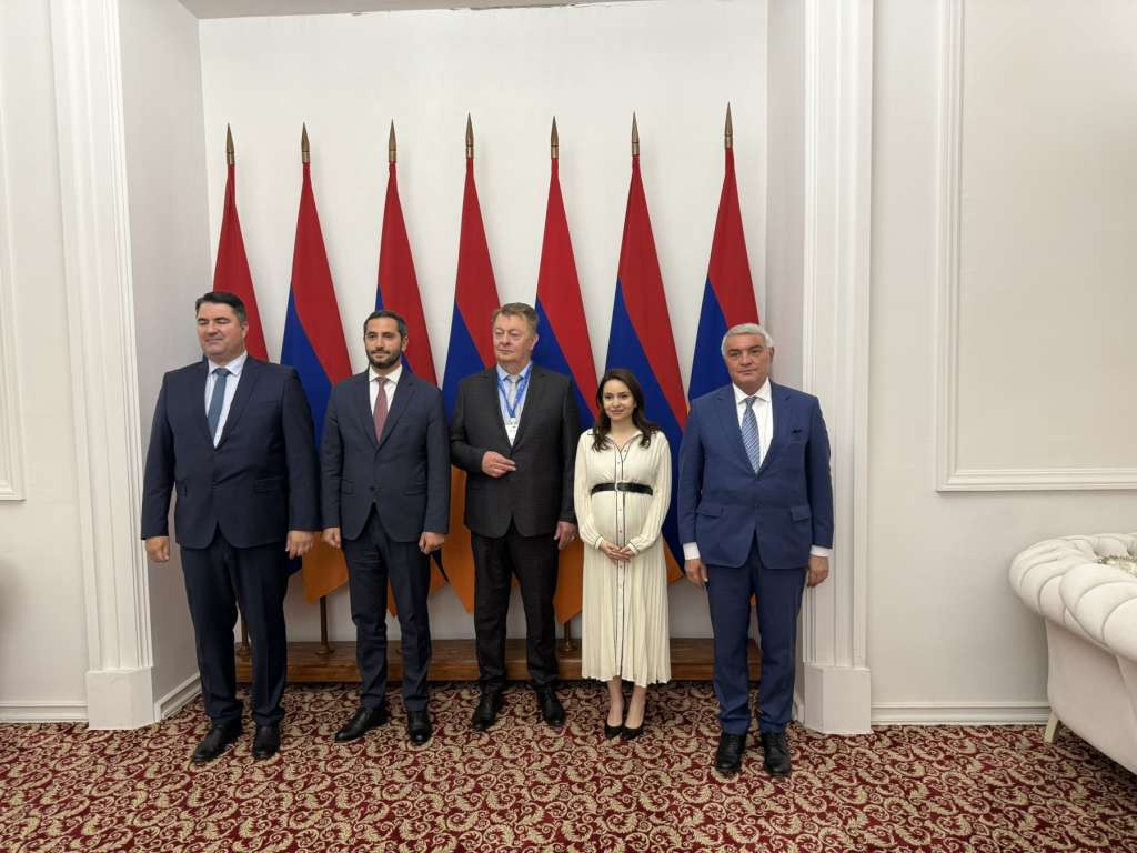 Ćosić i Vujičić razgovarali s Rubinyanom o političkoj situaciji u Armeniji i BiH