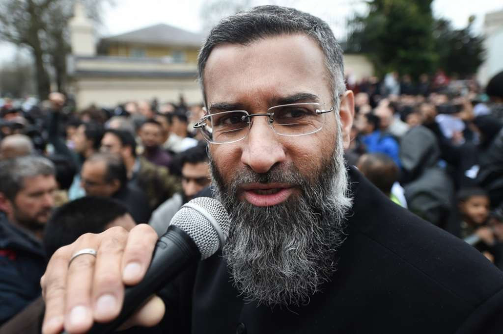 Radikalni propovjednik u Velikoj Britaniji Anjem Choudary osuđen na doživotni zatvor zbog terorizma 