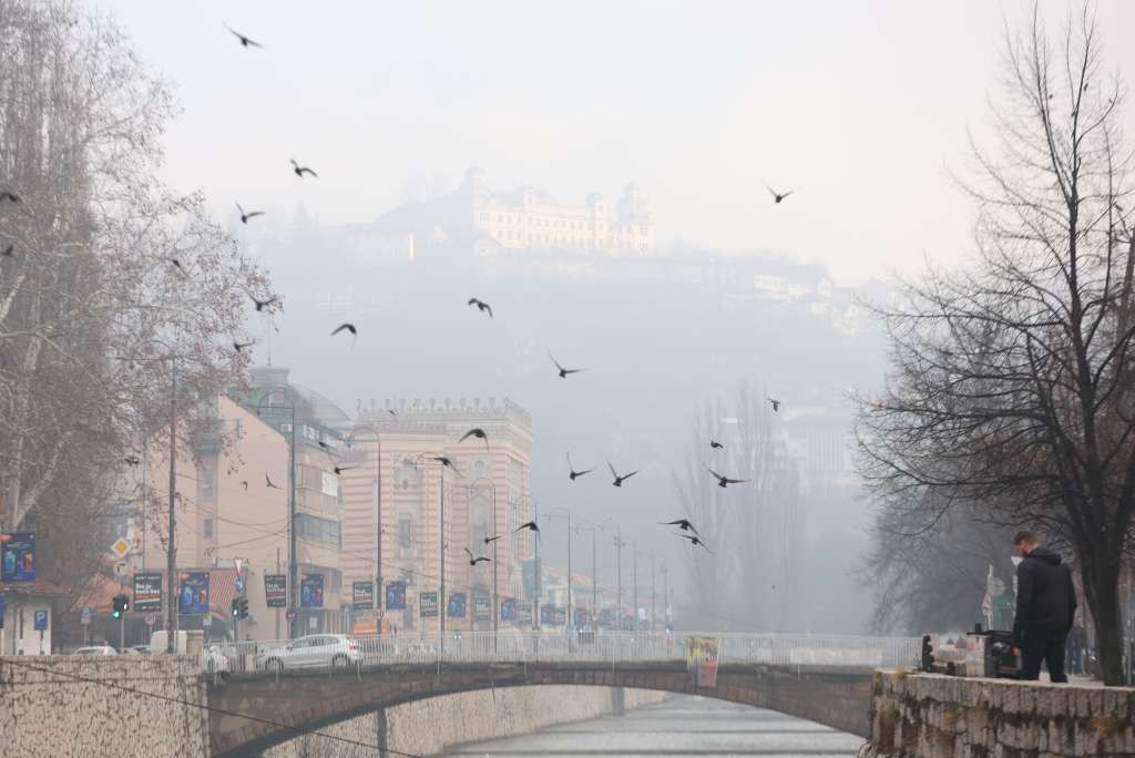 Zavod za javno zdravstvo KS: Preporuka stanovništvu da ostane u zatvorenom prostoru