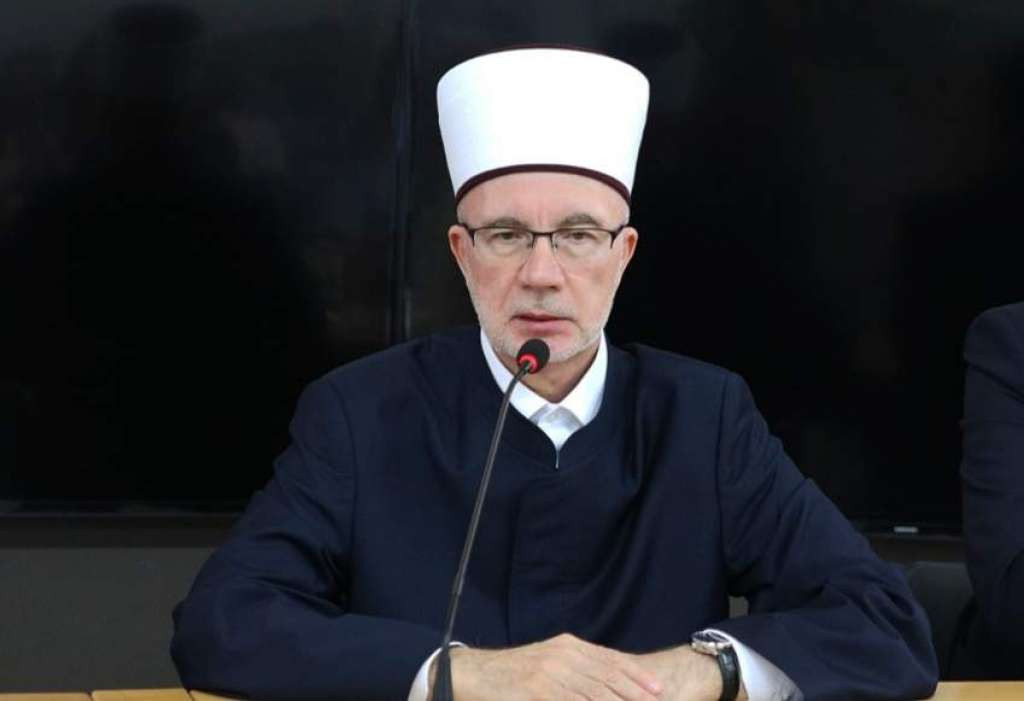 Muftija Fazlović: Očekujemo da se SPC ogradi od sinoćnjeg događaja u Srebrenici