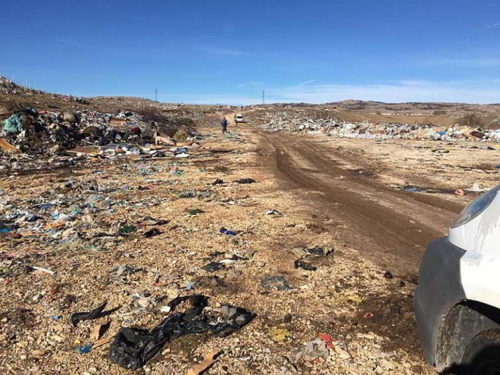 Rješavanje problema s otpadom u Kantonu 10