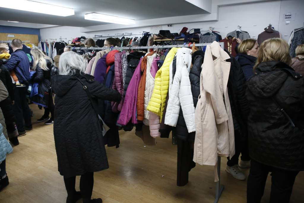 U subotu humanitarni bazar Udruženje Pomozi.ba