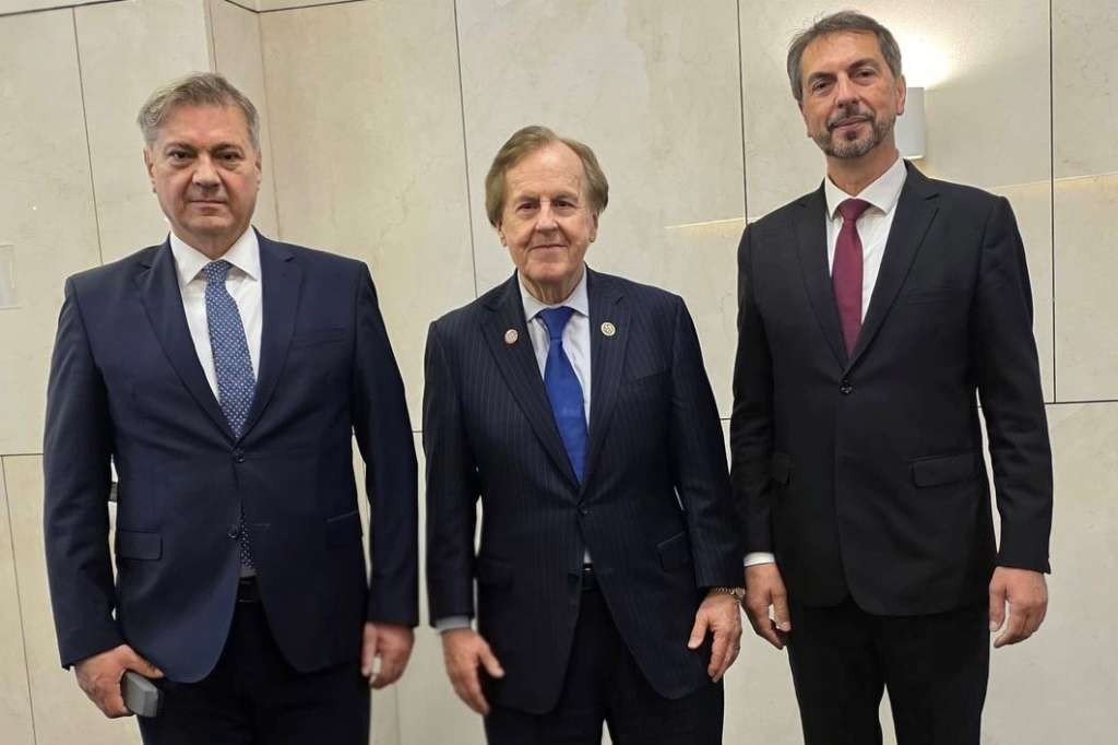 Zvizdić i Čavara na Parlamentarnom obavještajno-sigurnosnom forumu u Madridu