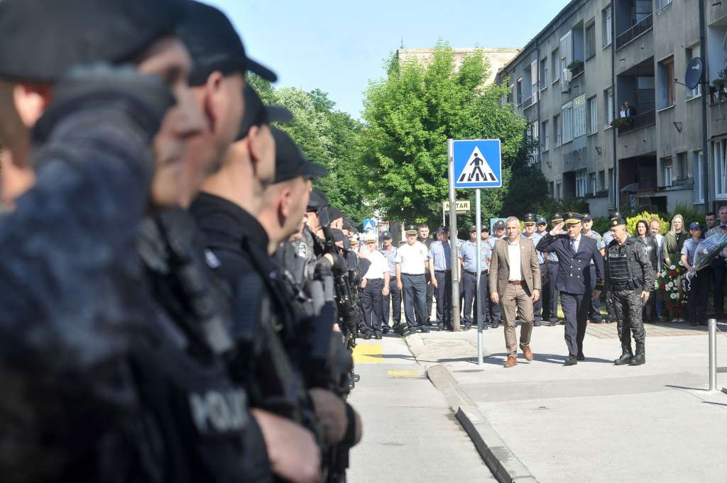 Obilježen 22. maj - Dan policije Tuzlanskog kantona