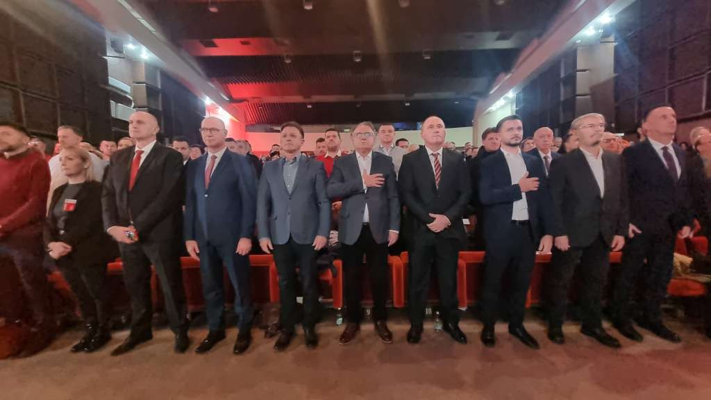 Tribina SDP BiH u Tuzli: 'Djela, a ne riječi'