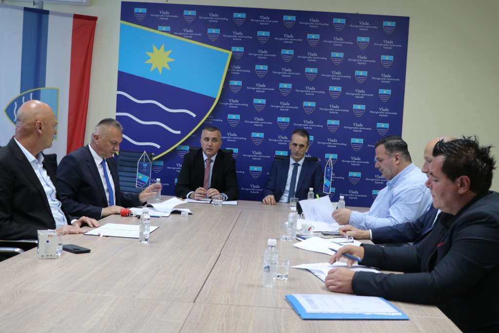 Vlada HNK-a: 1,4 miliona KM za lokalne ceste