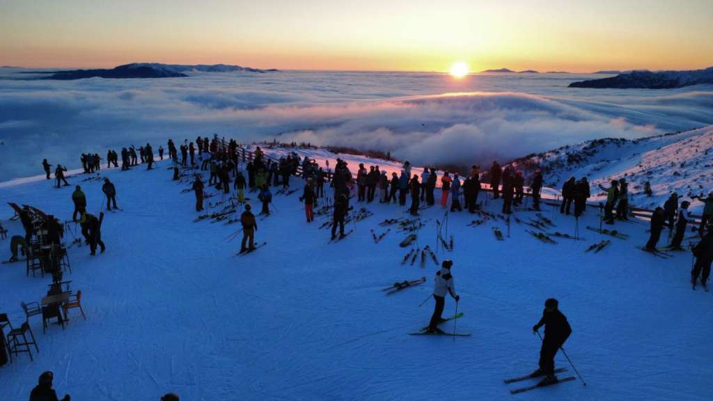 Sabah Ski na Bjelašnici okupio više od 1.000 skijaša i boardera