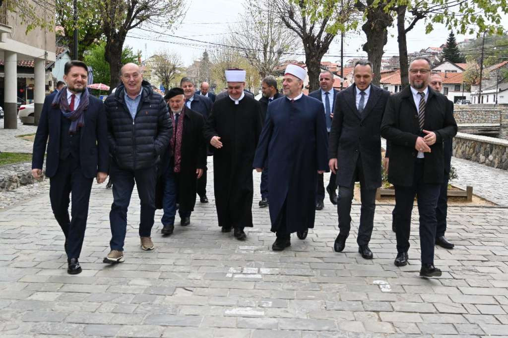 Reisu-l-ulema Kavazović okončao posjetu Kosovu