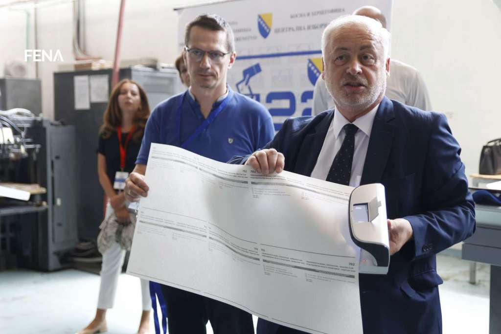 Počelo štampanje glasačkih listića za Opće izbore 2022.