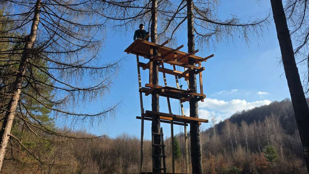 Počela izgradnja umjetne stijene za sportsko penjanje kod Doma "Jedinci" na planini Hum