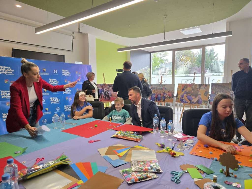 Delić: Više od 12.000 djece u karavanu Dječije nedjelje kroz 12 gradova FBiH