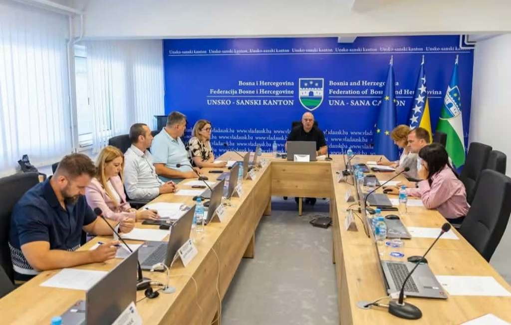 Vlada USK povećala satnicu i koeficijente u zdravstvu