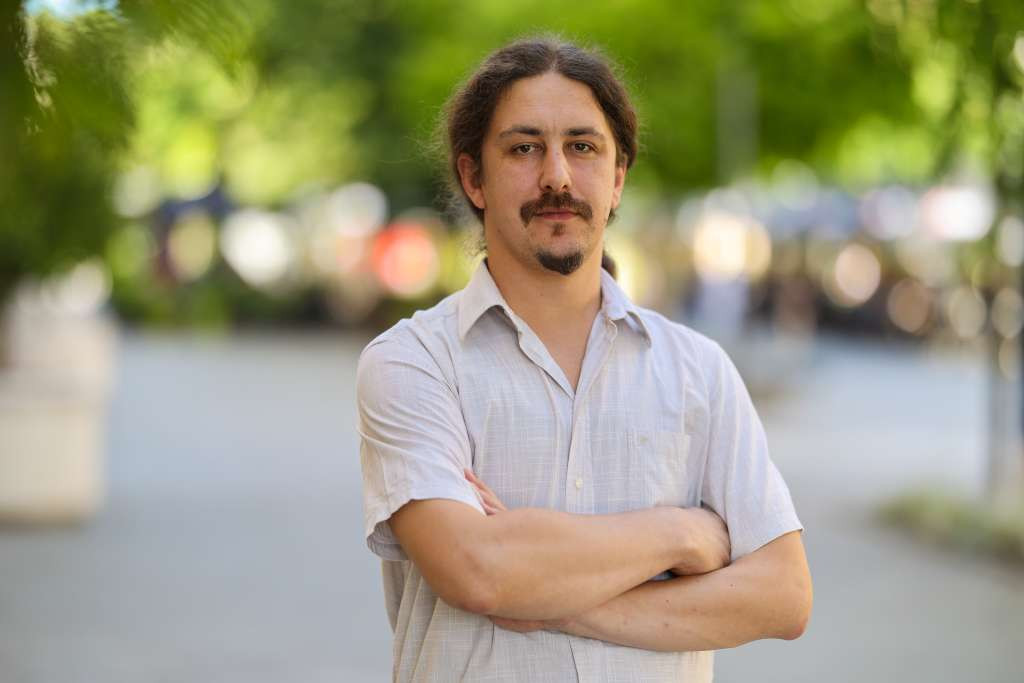 Đorđe Krajišnik otkriva zbirku intime, sumnje i tišine