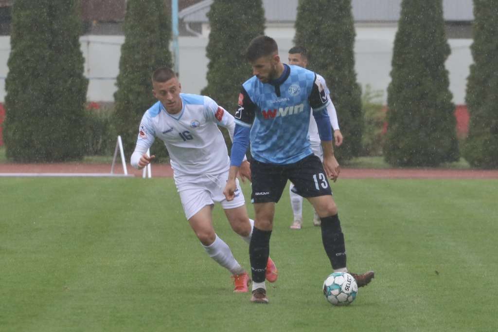 Tuzla City i Radnik na Tušnju podijelili bodove