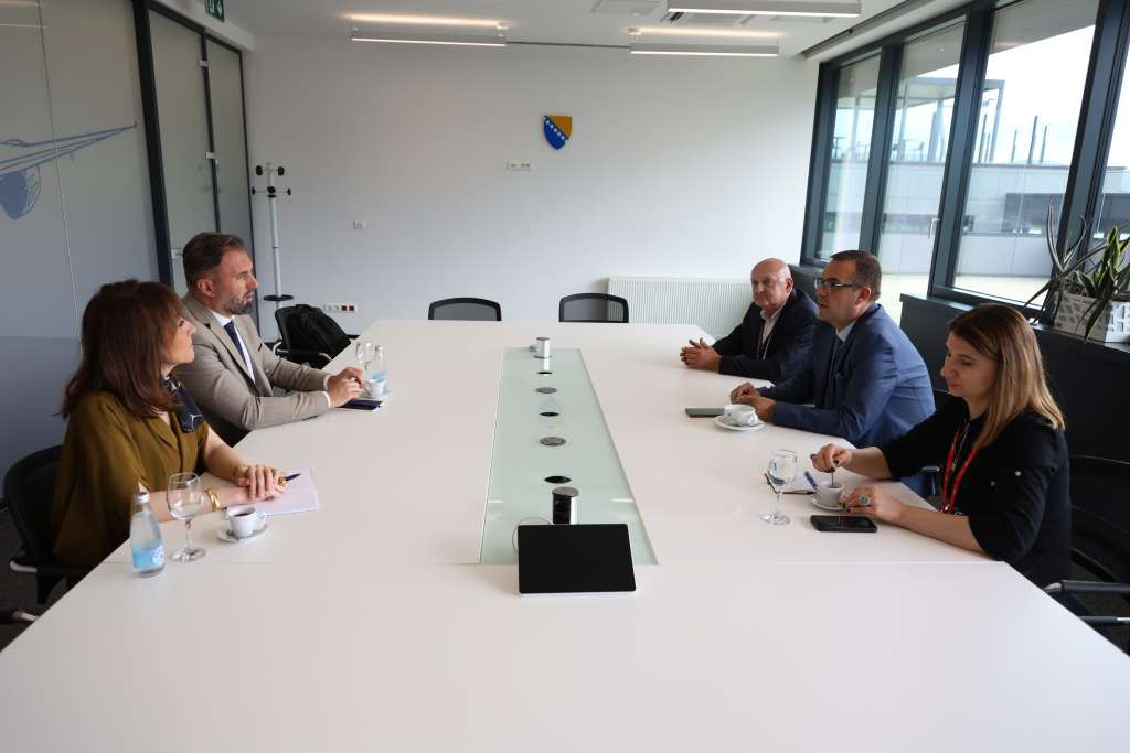 Stojanović posjetio Međunarodni aerodrom Sarajevo, upoznat sa planovima daljnjeg razvoja