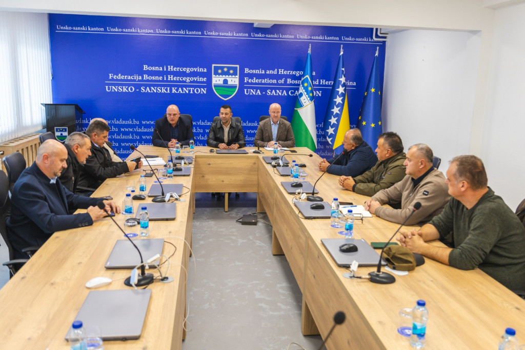 Vlada USK na sastanku s lovcima najavila podršku razvoju lovstva i zaštiti šumskih ekosistema