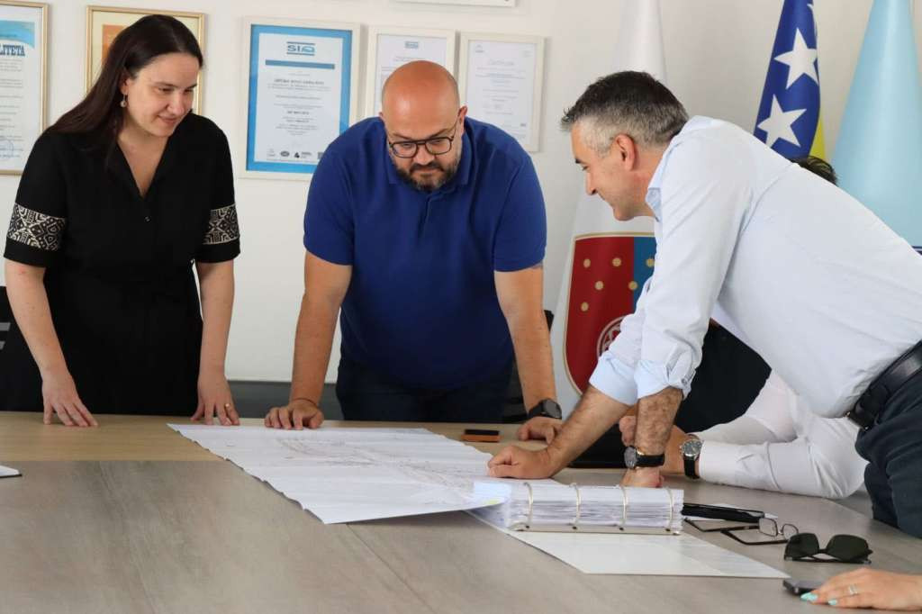 Šteta i Karić: Realizacijom ključnih projekata smanjit će se gužve i povećati sigurnost u saobraćaju