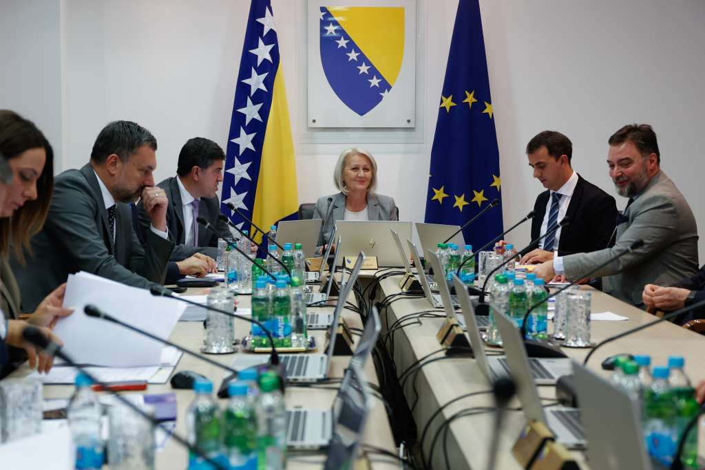 Vijeće ministara BiH pokreće aktivnosti za dobijanje finansijskih sredstava za poplavljena područja