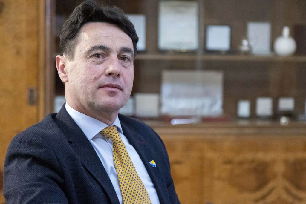 Kožljak: Nešić je kontradiktoran i proziran