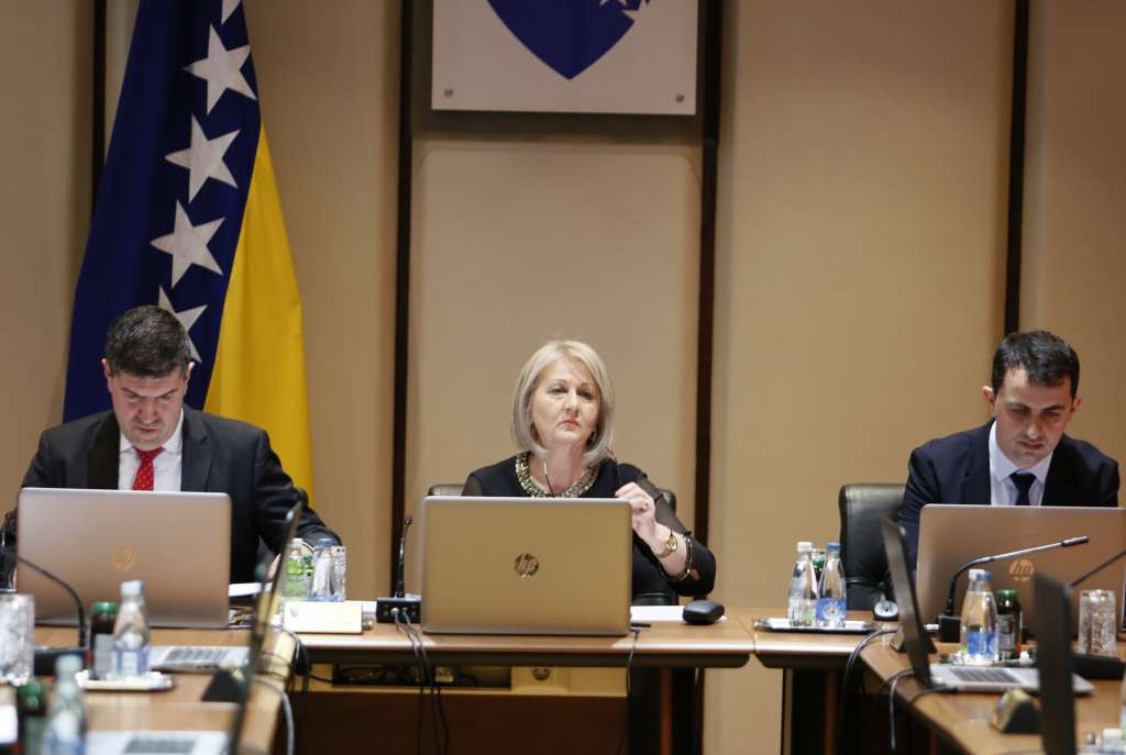 Vijeće ministara BiH donijelo odluku o visini naknada za operatore zrakoplova