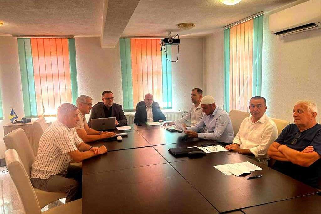 U MC Kamičani 20. jula dženaza za sedam ubijenih Prijedorčana 1992. godine