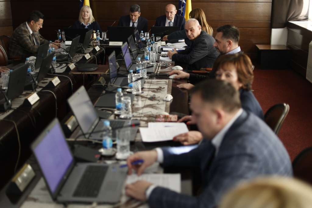 Na sjednici Vlade FBiH donesene dvije odluke iz oblasti zdravstvene zaštite