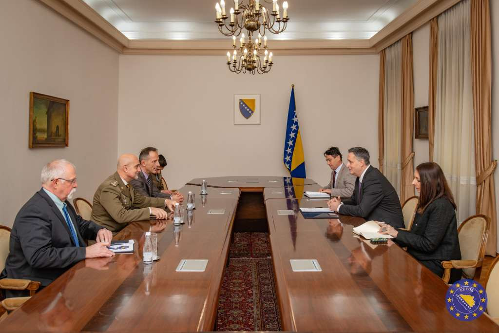 Bećirović i komandant EUFOR-a Fronda razgovarali o sigurnosnoj situaciji u BiH