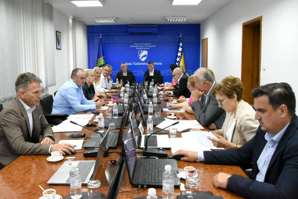 Vlada TK uplaćuje doprinose za radnike iz ugašenih firmi