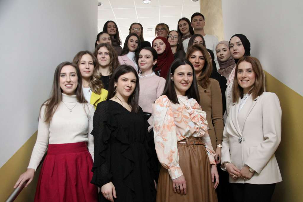 Vlada ZDK odobrila upis 955 brucoša i 281 studenta drugog ciklusa na Univerzitetu u Zenici