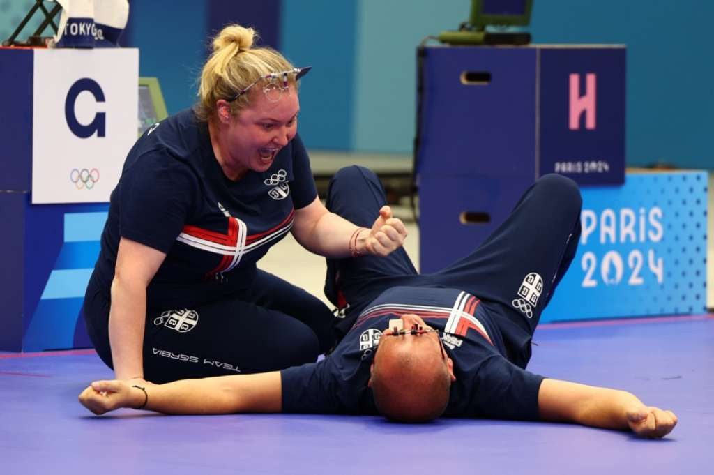 Arunović i Mikec osvojili zlato za Srbiju u ekipnoj disciplini zračni pištolj na 10 metara