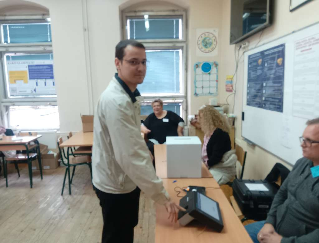 U Brčko distriktu BiH do 11 sati glasalo 15,8 odsto upisanih birača