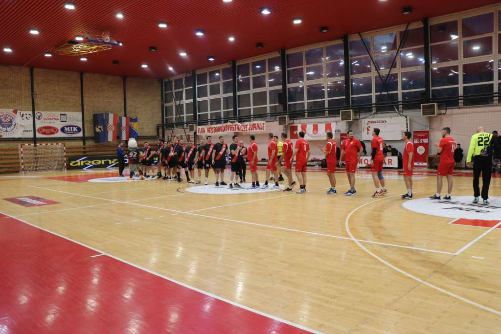 Rukometni All Star spektakl privukao veliki broj gledatelja