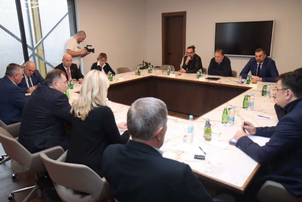 Osmorka i SNSD: Imamo puni kapacitet da formiramo stabilne strukture vlasti
