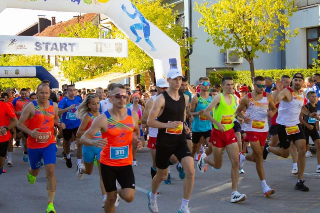 Ilija Jukić i Marija Vrajić pobjednici 'Duvanjske desetke'