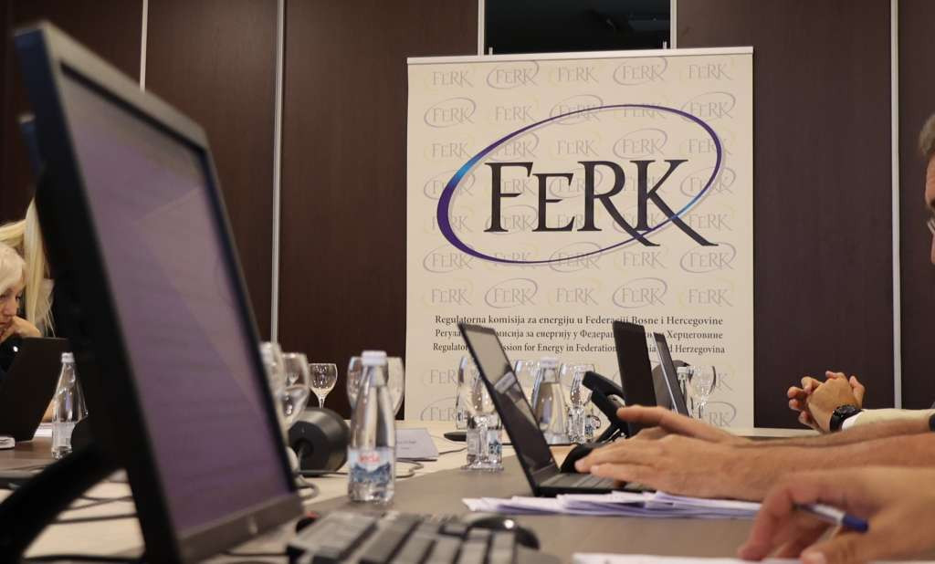 FERK utvrdio zamjensku cijenu električne energije za septembar i donio više odluka