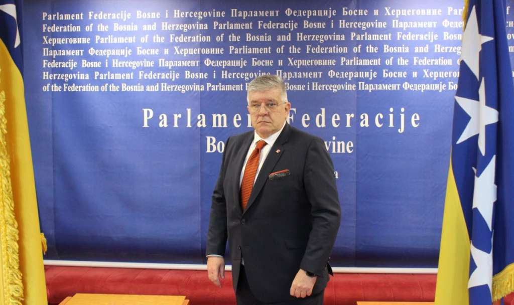 Mioković: Karadžićeva politika u ratu ispraznila RS od nesrba, njeni sljedbenici je prazne od Srba