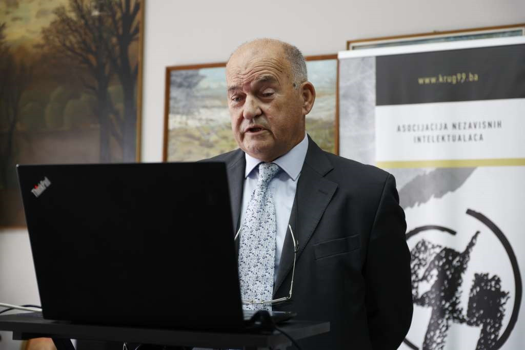 Tokača: Jevreje prepoznaju po holokaustu, a Bošnjake kao žrtve genocida