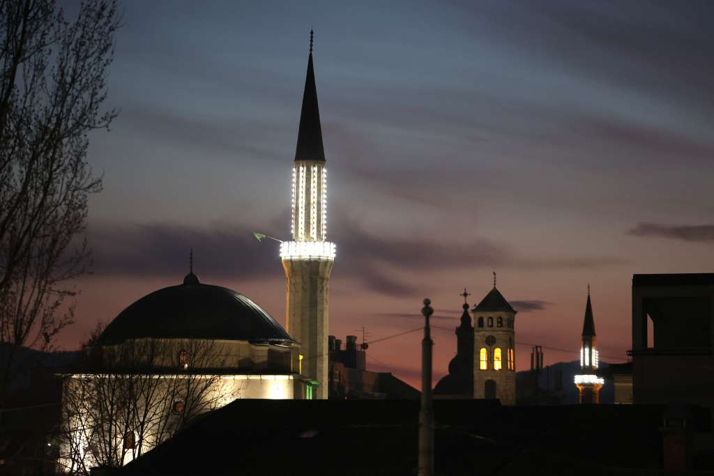 Sa zalaskom Sunca večeras nastupa 1446. hidžretska godina