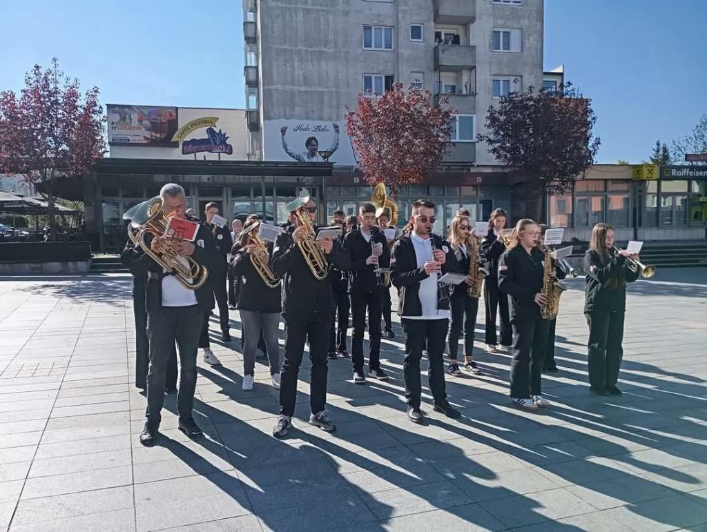 Prvomajska budnica Gradske limene glazbe Livno