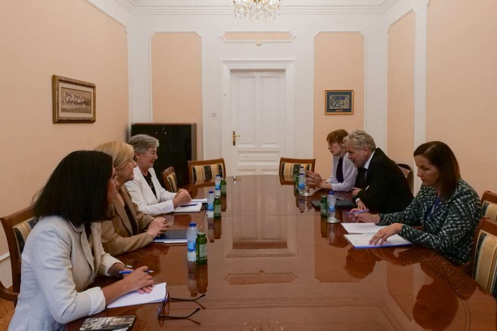 Sattler se sastao sa predsjednicom i potpredsjednicom Ustavnog suda BiH