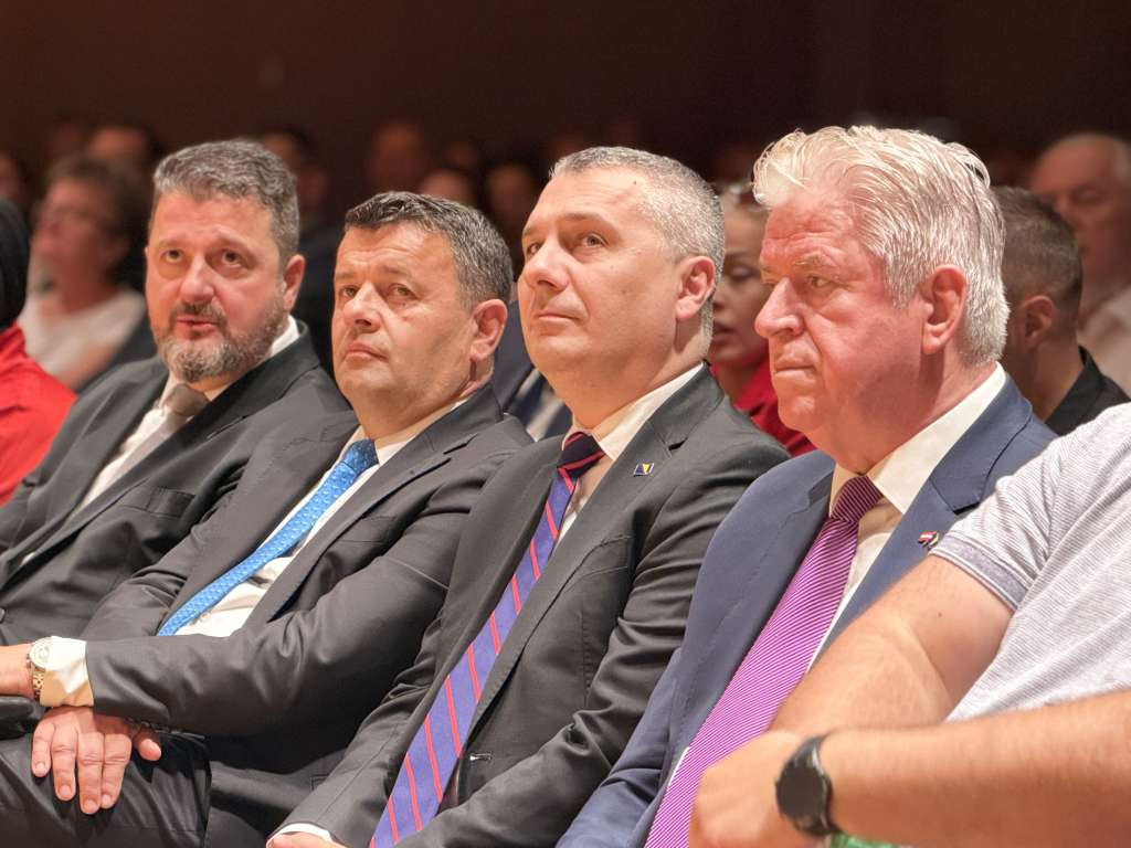 Ministar Dizdar na Manifestaciji "Sevdah na Dunavu" u Linzu