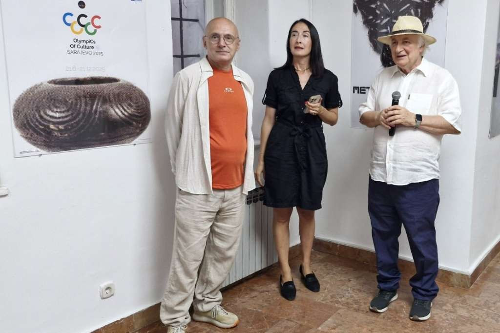 Otvorena izložba 'Kulturni plakat': Branko Vekić predstavio 49 radova nastalih od 2023. do 2026.