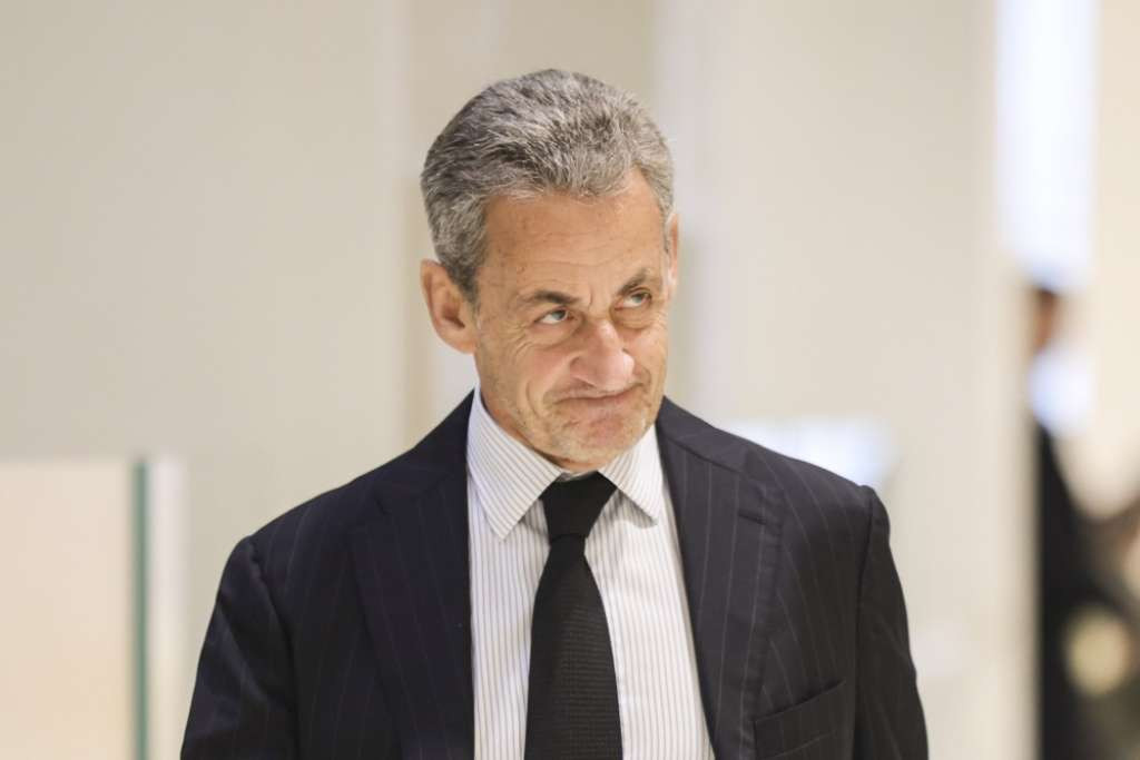 Sarkozy oslobođen nošenja nanogice, može se kretati slobodnije