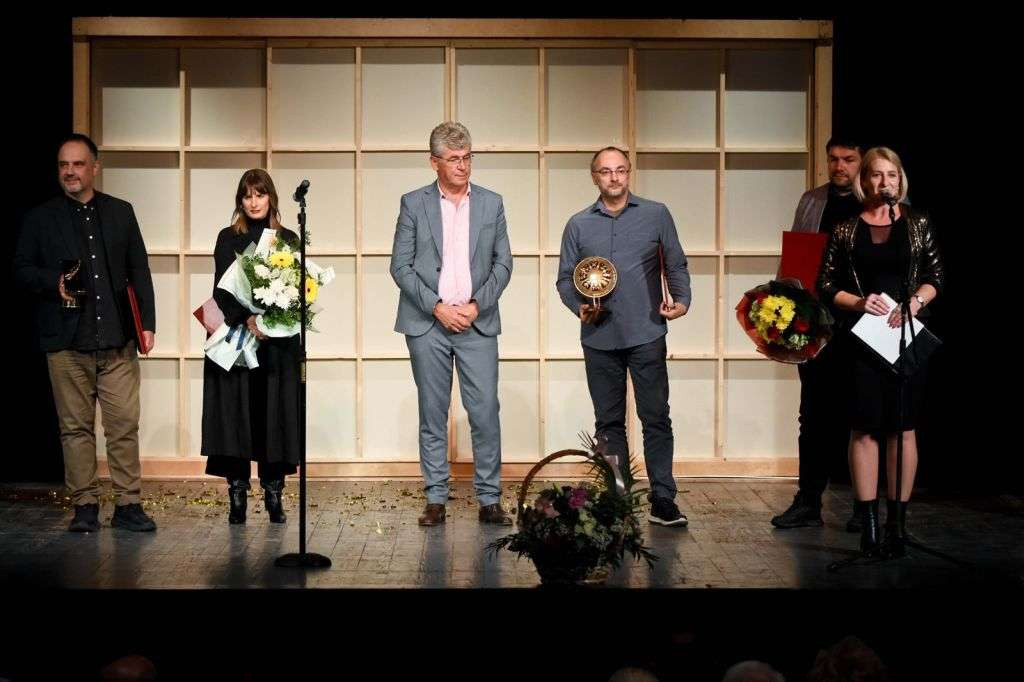 Brčko: Nišić dodijelio nagrade pobjednicima 41. internacionalnih teatarskih susreta