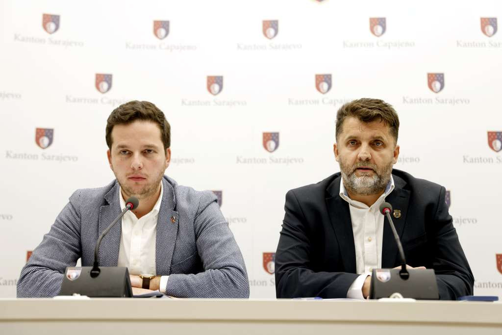 Uk: Razmatrat će se naša odgovornost, osumnjičeni policajci su suspendovani