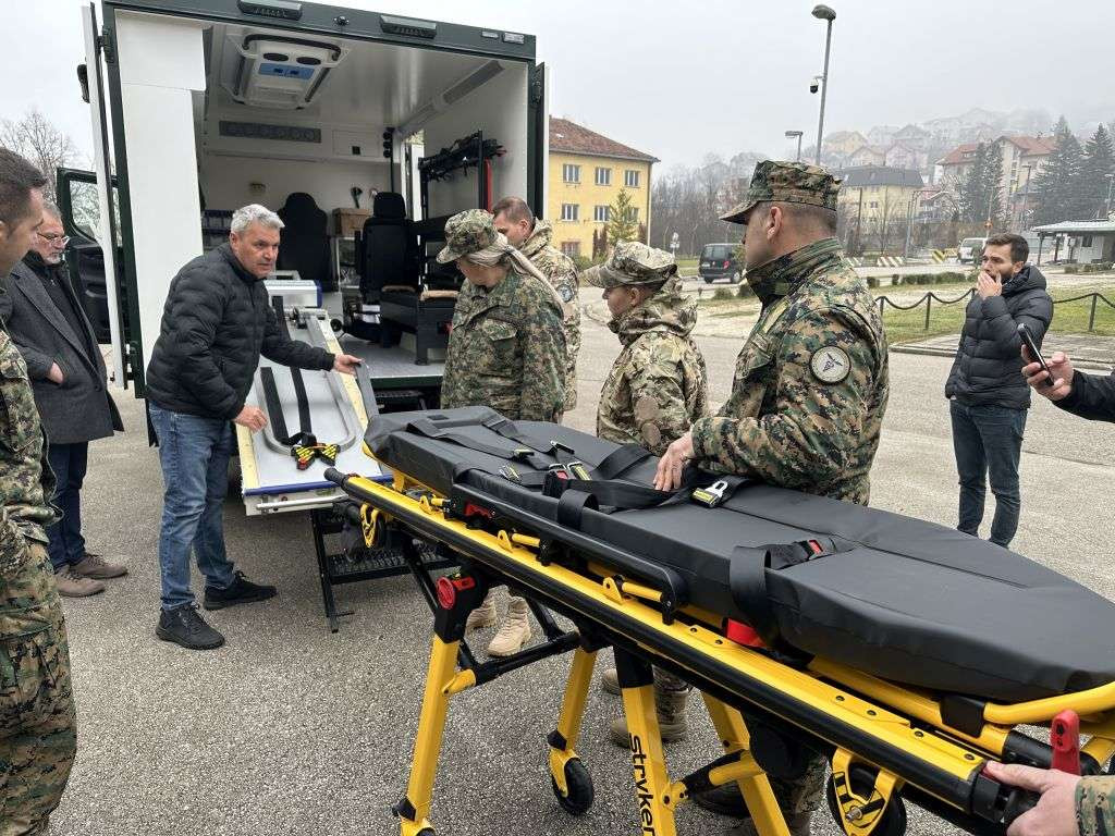Oružane snage Bosne i Hercegovine bogatije za sofisticirano sanitetsko vozilo